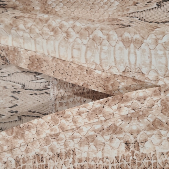 Entro Snakesin Print Dress/Tunic - Picture 2 of 3